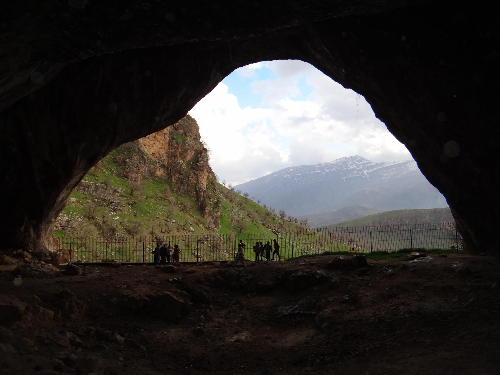 Shander Cave and Neanderthals